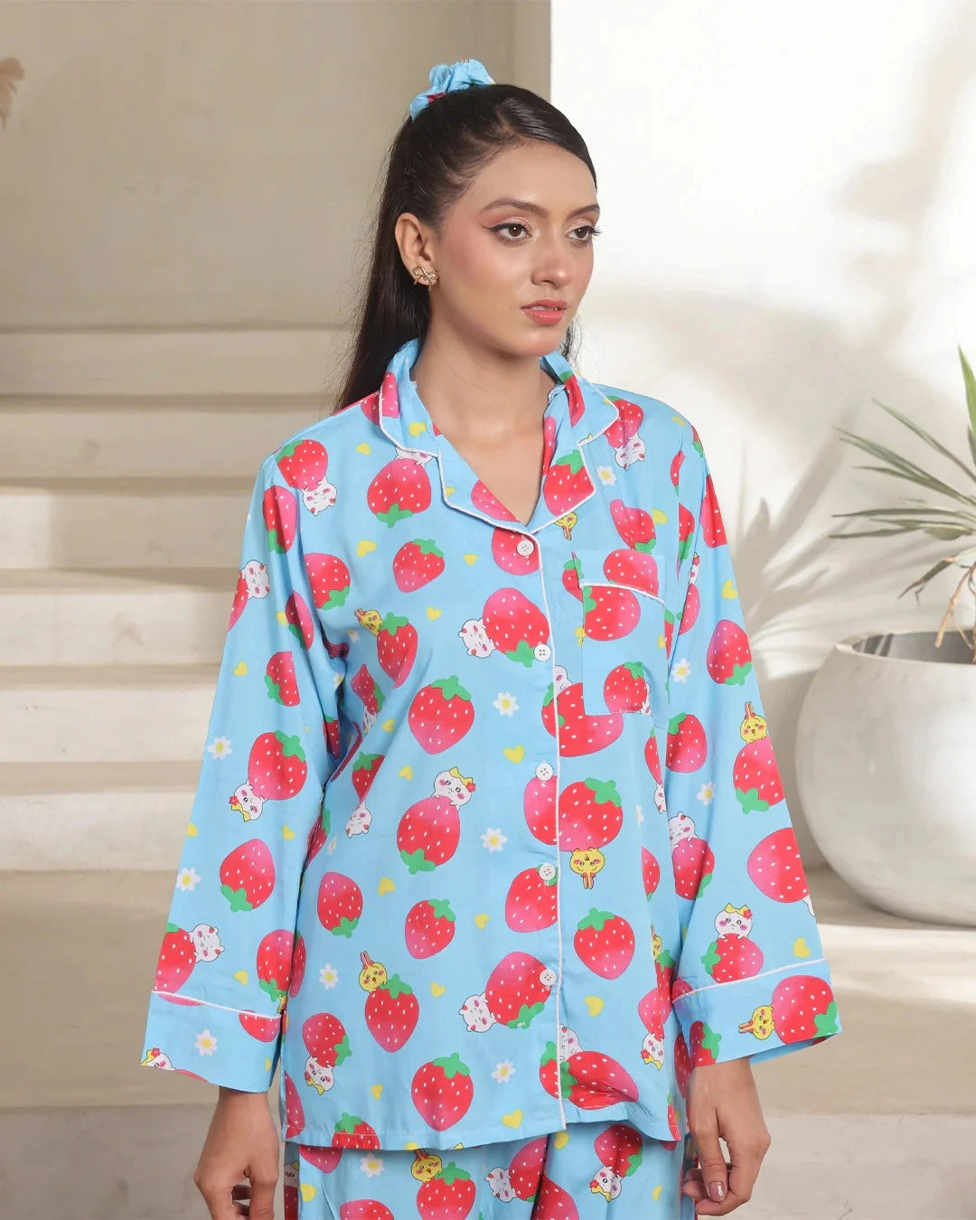 Linen Pajama Suit with Scrunchie - Strawberry Dream